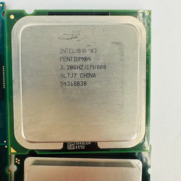 Lot of 4 Intel '03 Pentium 4 G645 Celeron G3900 CPU Processors - Picture 4 of 9